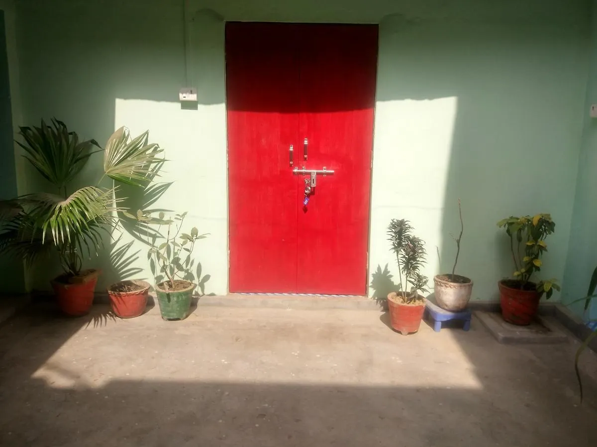 Radha Krishna Home Varanasi 0*,