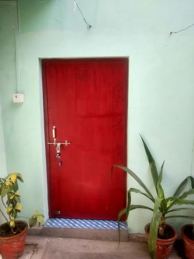Radha Krishna Home Varanasi 0*,
